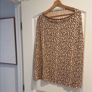 Mushie nursing cover / car seat cover